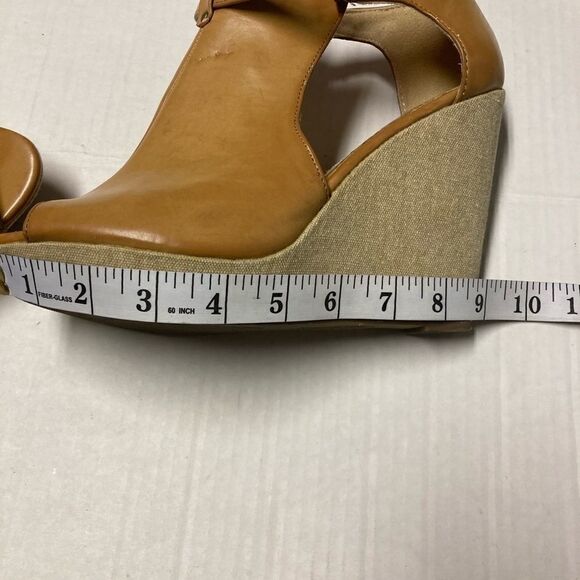 UNLISTED by Kenneth Cole women’s Shoes size 8 1/2M - Picture 10 of 12